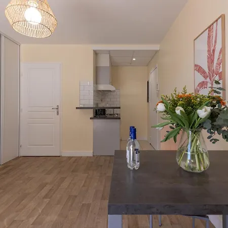 Maminotte 4* 라테스트드뷔크