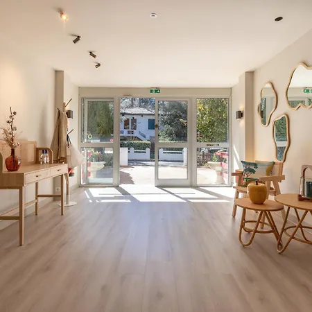 Maminotte 4* 라테스트드뷔크